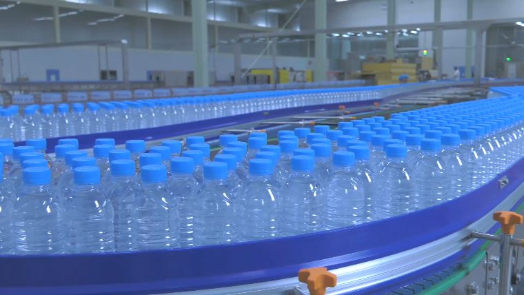 M&aacute;quina de Embotellamiento de agua Precio Sud&aacute;frica-pe