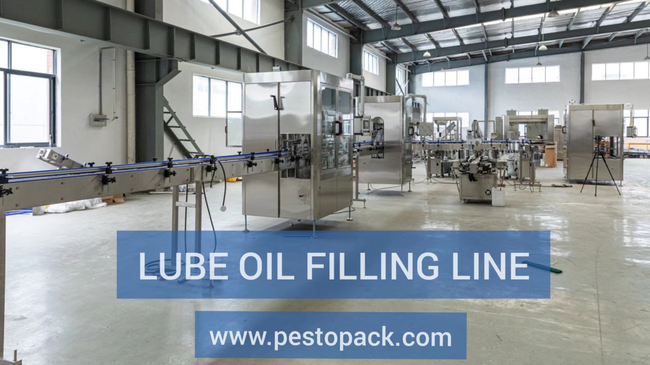 Lube oil filling line PESTOPACK.jpg